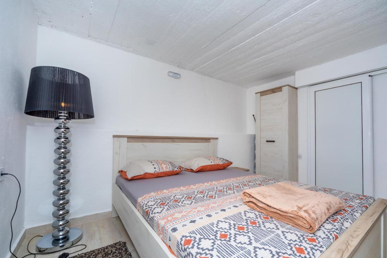 Apartman Sara Бар Екстер'єр фото
