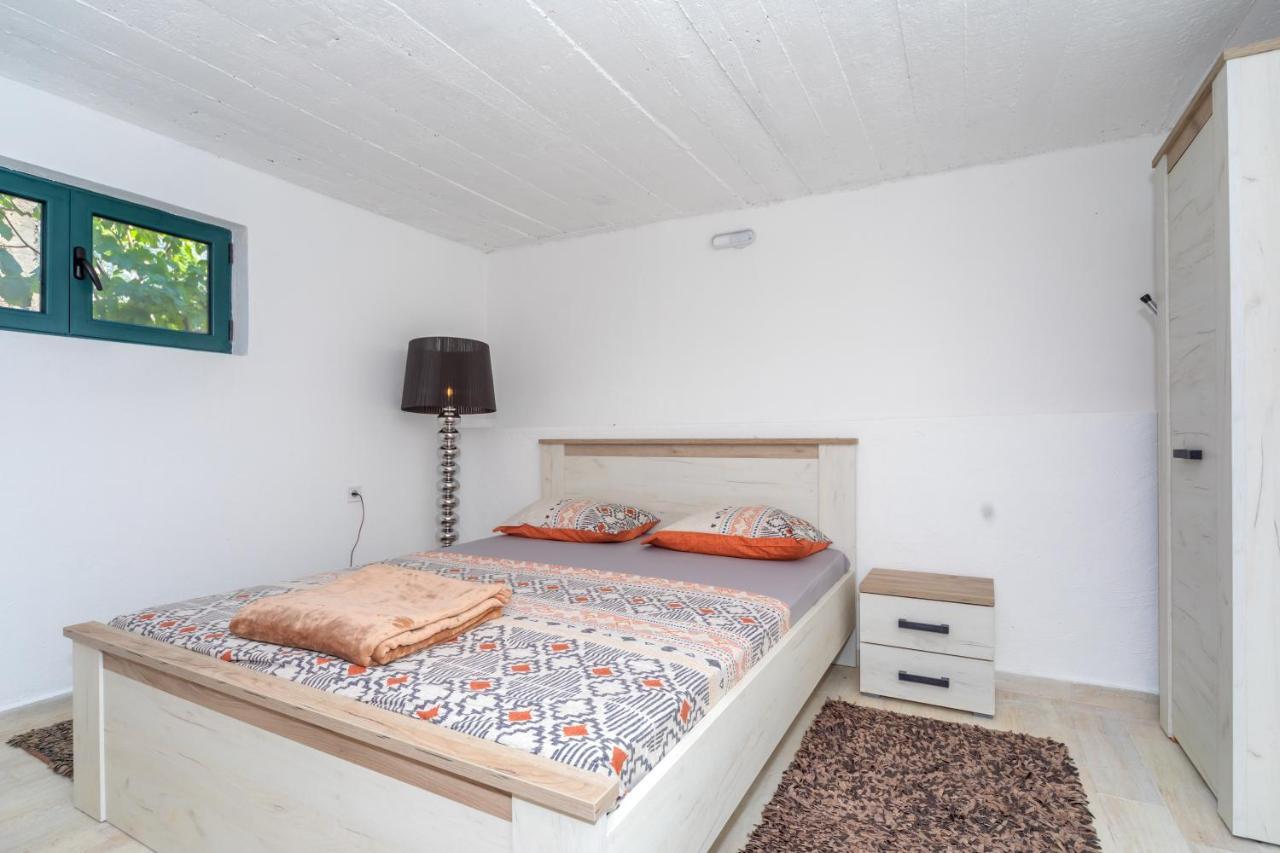 Apartman Sara Бар Екстер'єр фото